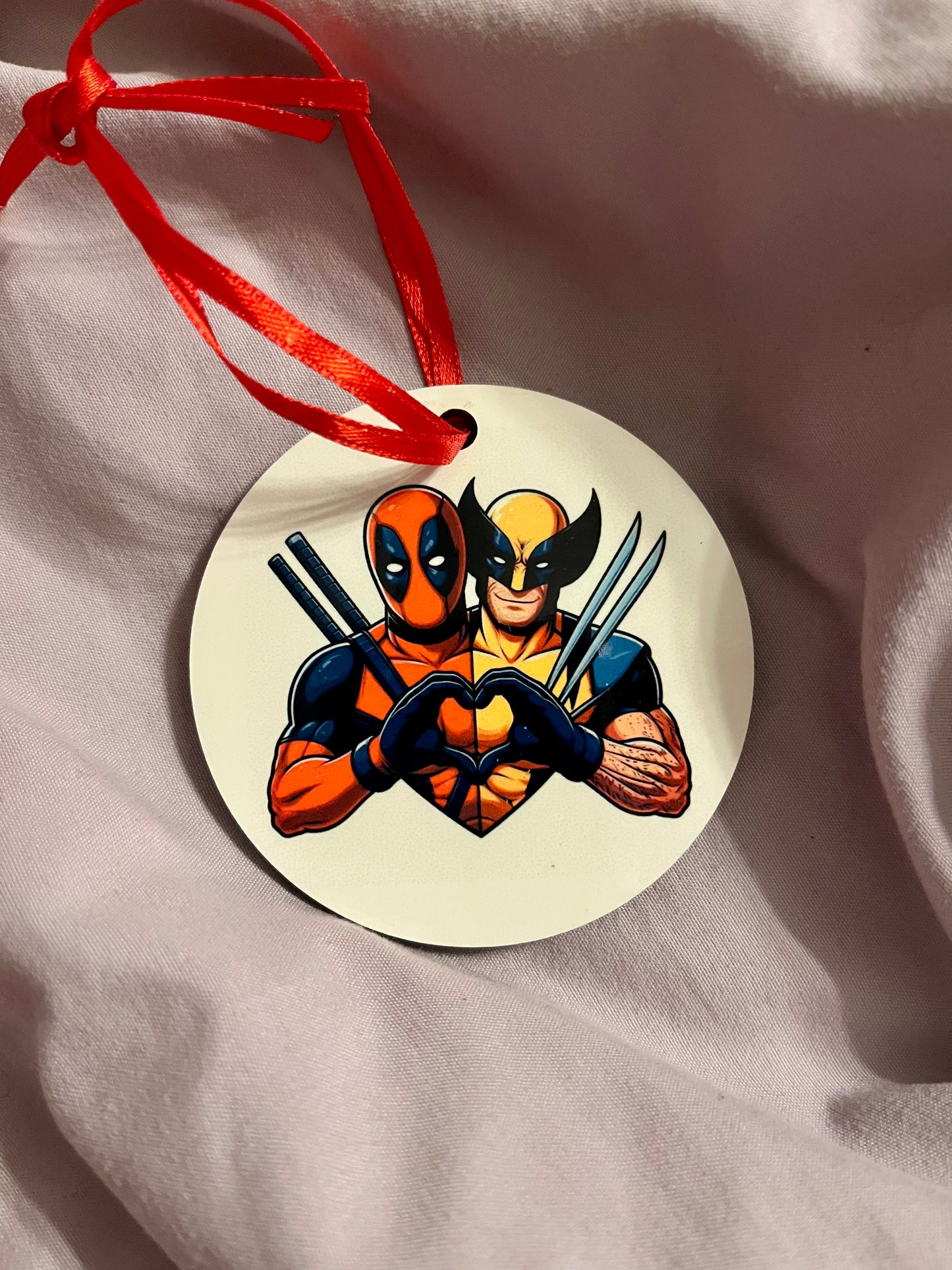 “Deadpool & Wolverine Heart” – Marvel Resin Ornament