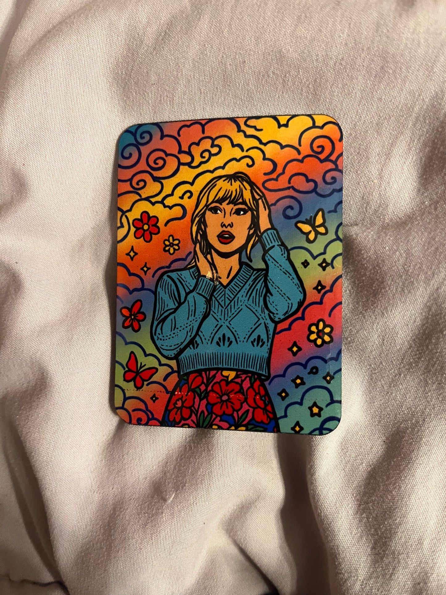 “Taylor Swift (Rainbow Pop Art)” – Fridge Magnet