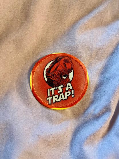Admiral Ackbar “IT’S A TRAP!” Iron-On Patch – Retro Sci-Fi Embroidered Appliqué