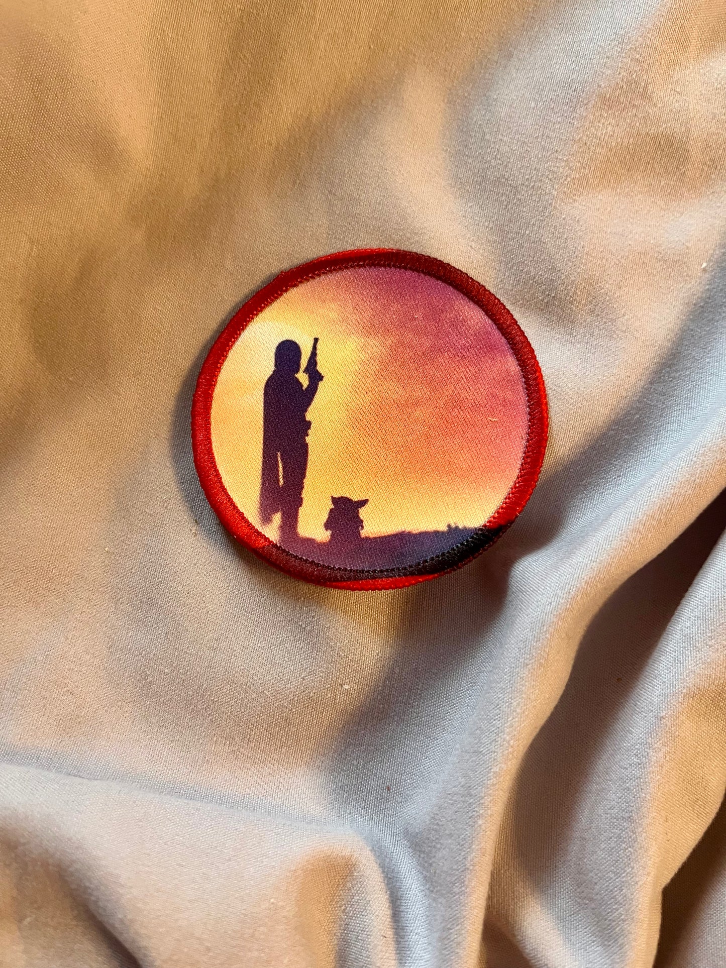Mando & Grogu Silhouette Sunset Iron-On Patch – Star Wars Scenic Embroidered Appliqué